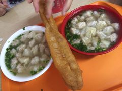 -张阿三馄饨店