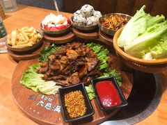 -肥肥虾庄·金牌油焖大虾(杨园滨江时代walk店)