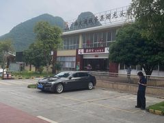 -龙头服务区-停车场