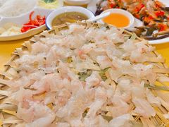 -官塘陈记鱼生·潮汕砂锅粥·牛肉火锅(潮枫路总店)