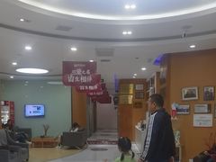 -雅悦齿科(顾村公园店)