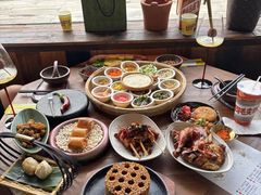 -包整·丝娃娃(一览甲秀楼风景店)