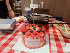 -山与蓝·轻糖鲜果蛋糕(勒泰店)