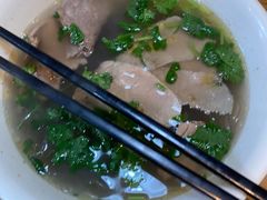 -锅贴王小吃(南大街店)