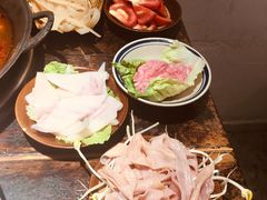 -四小区火锅·巷子里的重庆火锅(花照壁店)