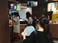 -麦当劳(中唱大厦店)