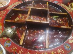 -巴九门老火锅(来福士打望店)