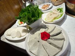 -周师兄大刀腰片火锅(洪崖洞旗舰店)
