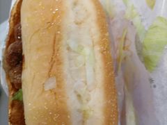 -麦当劳(中二横路店)