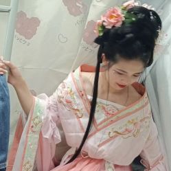 -一揽芳华汉服旗袍体验馆(拙政园店)
