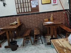 大堂-朱大嘴肥肠血旺(福字街店)