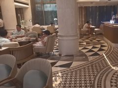 -浅深(世茂滨江精品店)
