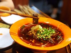 -馋虫重庆火锅(玉林南街店)