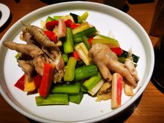 菜根老坛子-卞氏菜根香·川菜(青羊万达店)