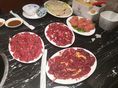 -一鼎牛鲜活牛肉城(晋江海峡国际食品城店)