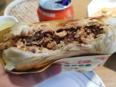 肉夹馍-名羊天下陕北横山铁锅炖羊肉(博文路店)