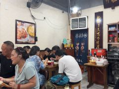 -朱大嘴肥肠血旺(福字街店)