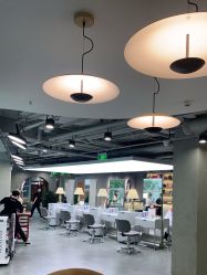 -变画·发型STUDIO