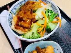 鲜蔬煎鸡饭套餐-吉野家(上海美罗城店)