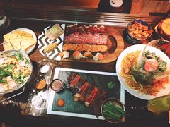 -The ROOF (通盈中心店)