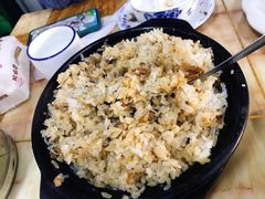 蘑菇火腿煲仔饭-煲来饱去冷水鱼