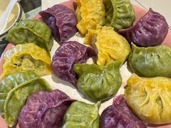 手工彩色蒸饺-素心斋素食餐厅