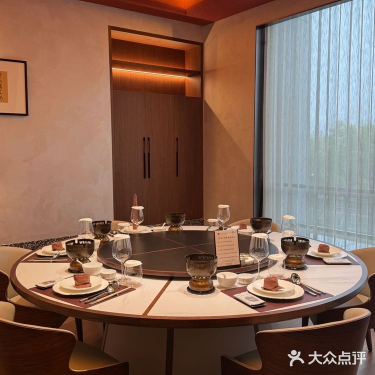 分享火锅界的精选[亲亲]