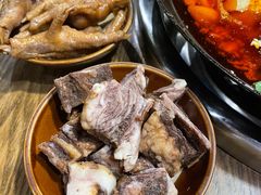 -周幺妹重庆老火锅(银泰城总店)