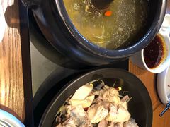 -云海肴·汽锅鸡·云南菜(天山百盛优客店)