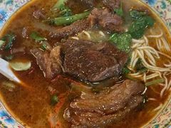 -金杨拉面王小吃面馆·牛三宝面·红烧牛肉粉