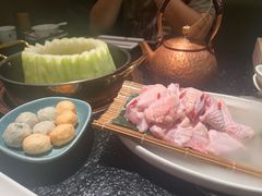 -得意咚瓜·顺德鱼生·冬瓜火锅(深圳首店)