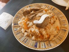 碎肉手抓饭-伊带伊路新疆美食府(呼家楼店)
