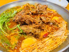 -喇喇排骨火锅·传统韩式脊骨汤(望京西园总店)