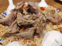 羊肉抓饭-清真·玛丽亚新疆菜主题餐厅(浙江中路店)