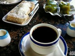 -侯臣咖啡文化村