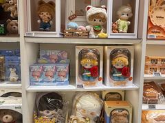 -泡泡玛特POPMART(万达店)