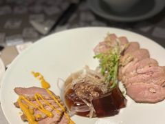 -穹六人间 people 6(岳阳路店)