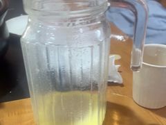 -果松木炭酸菜铜火锅·外婆参鸡汤