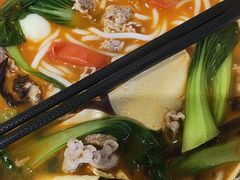 -蒙自源米线大王(花园城商场店)