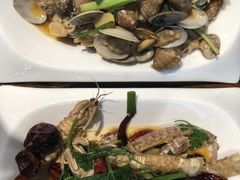 -蚝堡海鲜·威海菜·海肠捞饭·烧烤·亚洲吃蚝公司(幸福门店)