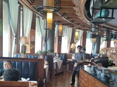 -八府香鸭·啫啫煲(华山路店)