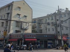 -晶牌烤鸭(延吉东路557弄小区店)