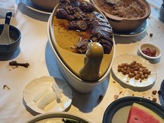 -八府香鸭·啫啫煲(华山路店)