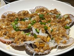 蒜蓉粉丝蒸扇贝-隆喜元鱼汤包·海鲜(中联广场店)
