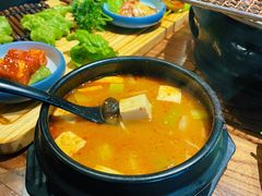 -明洞阿姨·韩式酱蟹烤肉·创意料理(三元桥店)