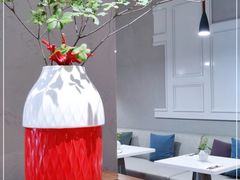 -潮一不贰·法式甜品·生日蛋糕·西式简餐(外滩店)