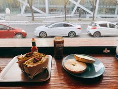 -Catch Bagel(芳草地店)