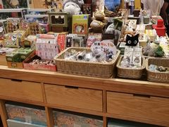 -猫的天空之城概念书店(杭州南宋御街店)