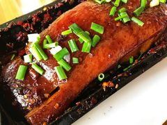 东坡肉-小洞天柴火土菜馆