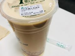 焦糖红茶拿铁-1点点(银座和谐广场店)